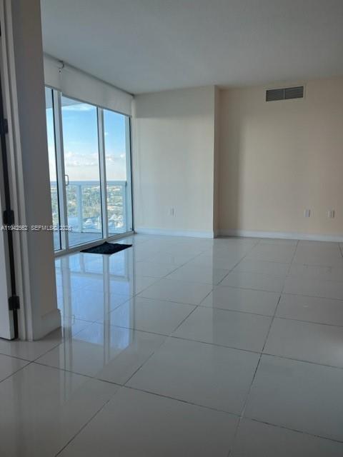 1861 NW S River Dr #1504, Miami FL 33125