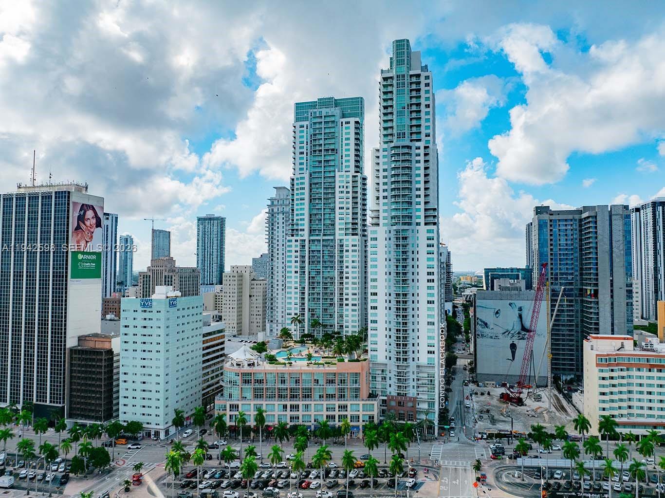 253 NE 2nd St #3308, Miami FL 33132
