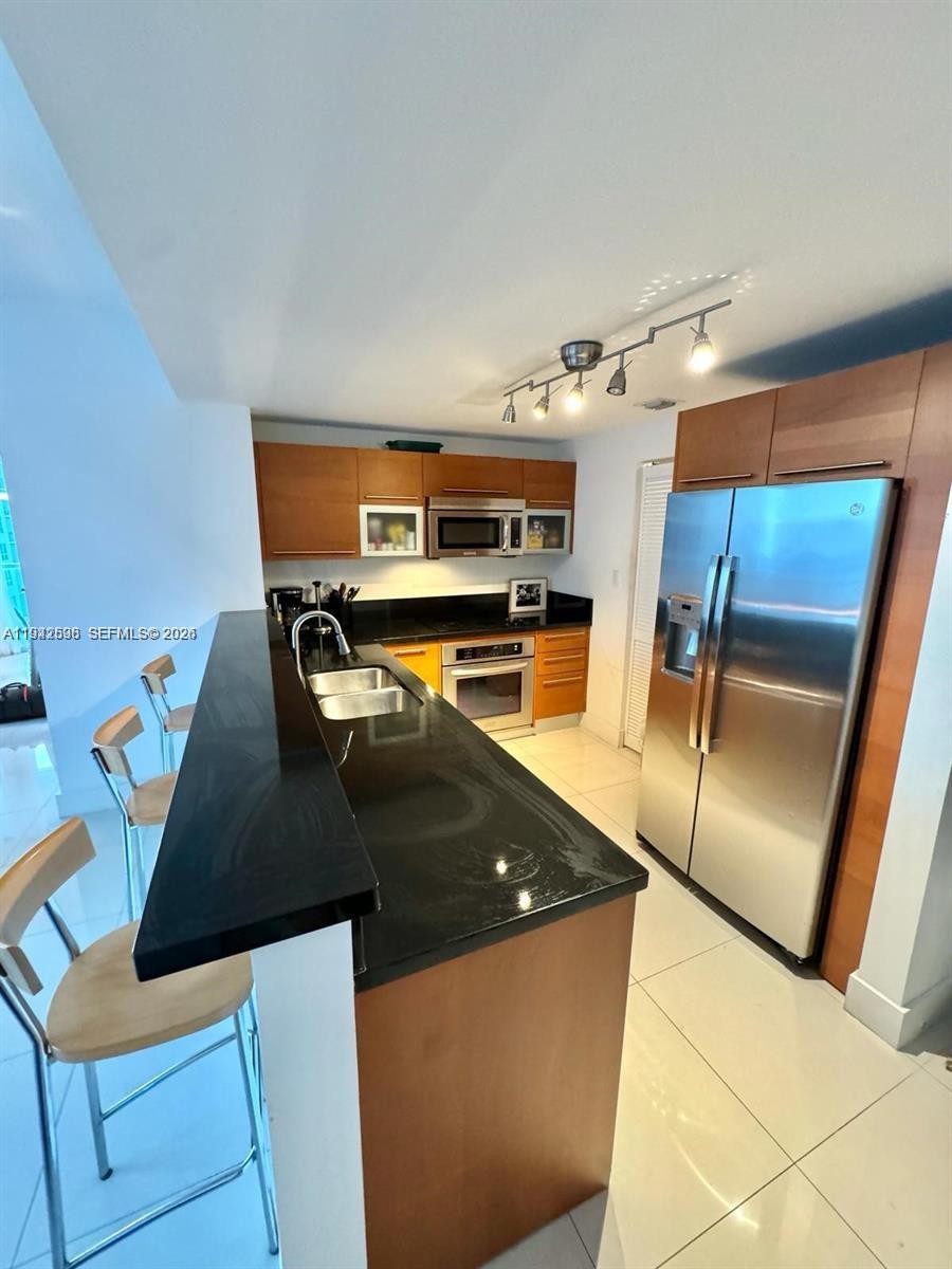253 NE 2nd St #3308, Miami FL 33132
