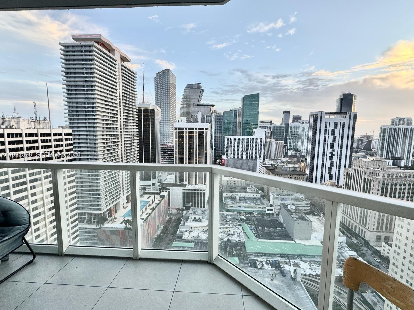 253 NE 2nd St #3308, Miami FL 33132