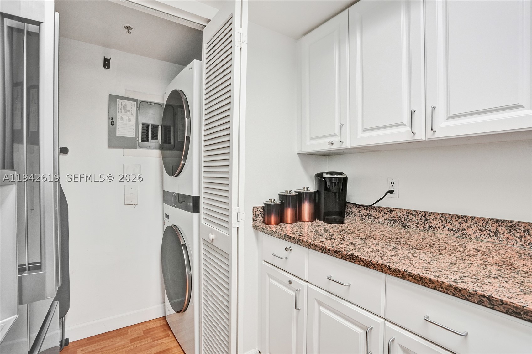 90 Alton Rd #807, Miami Beach FL 33139