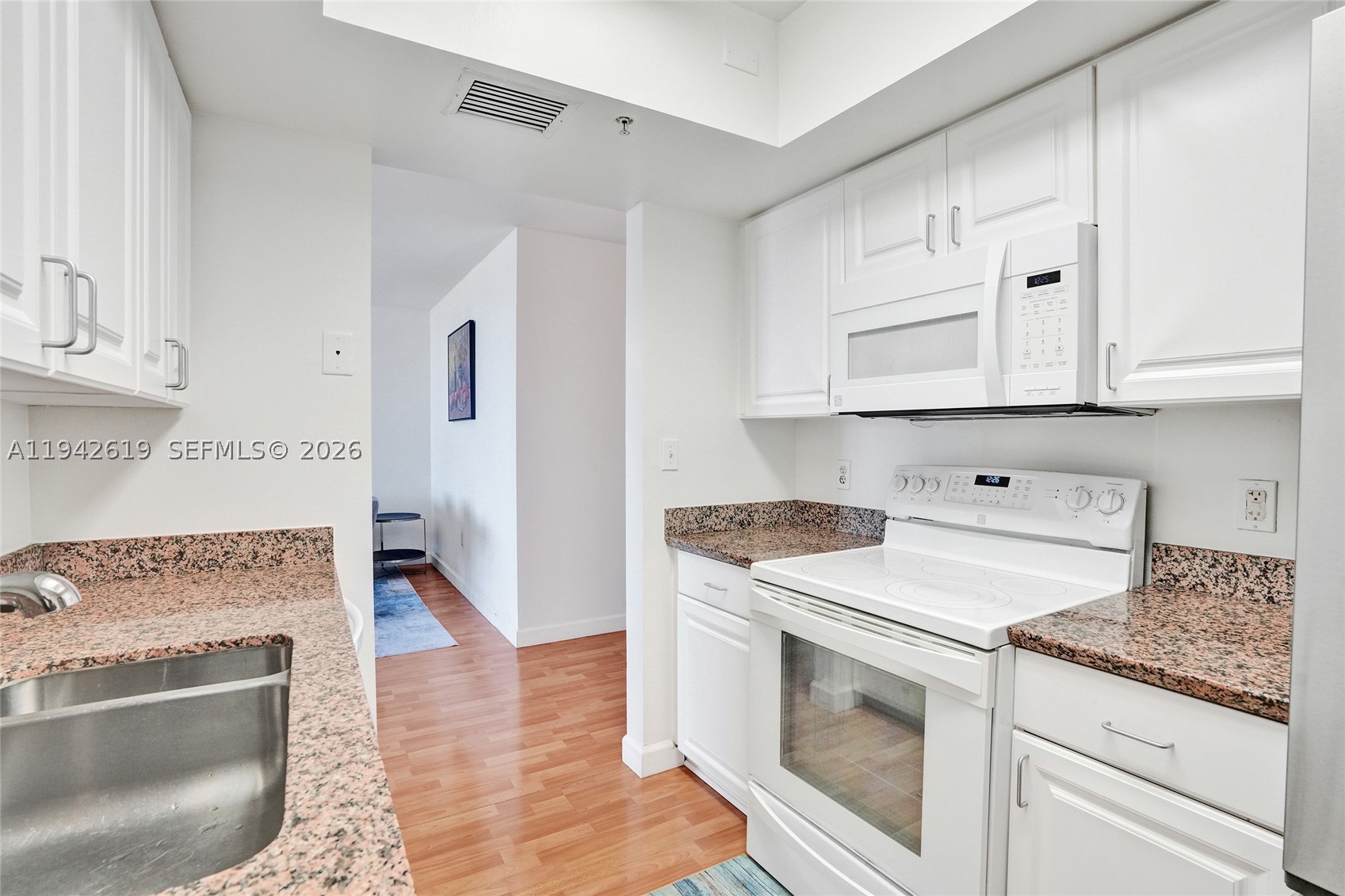 90 Alton Rd #807, Miami Beach FL 33139