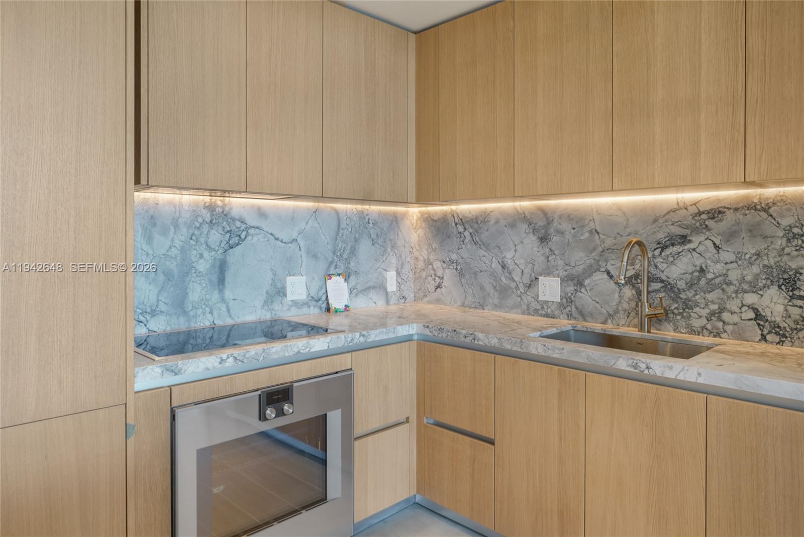 500 Alton Rd #1506, Miami Beach FL 33139