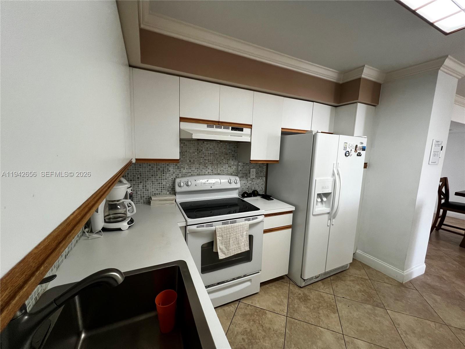 3400 NE 192nd St #2102, Aventura FL 33180
