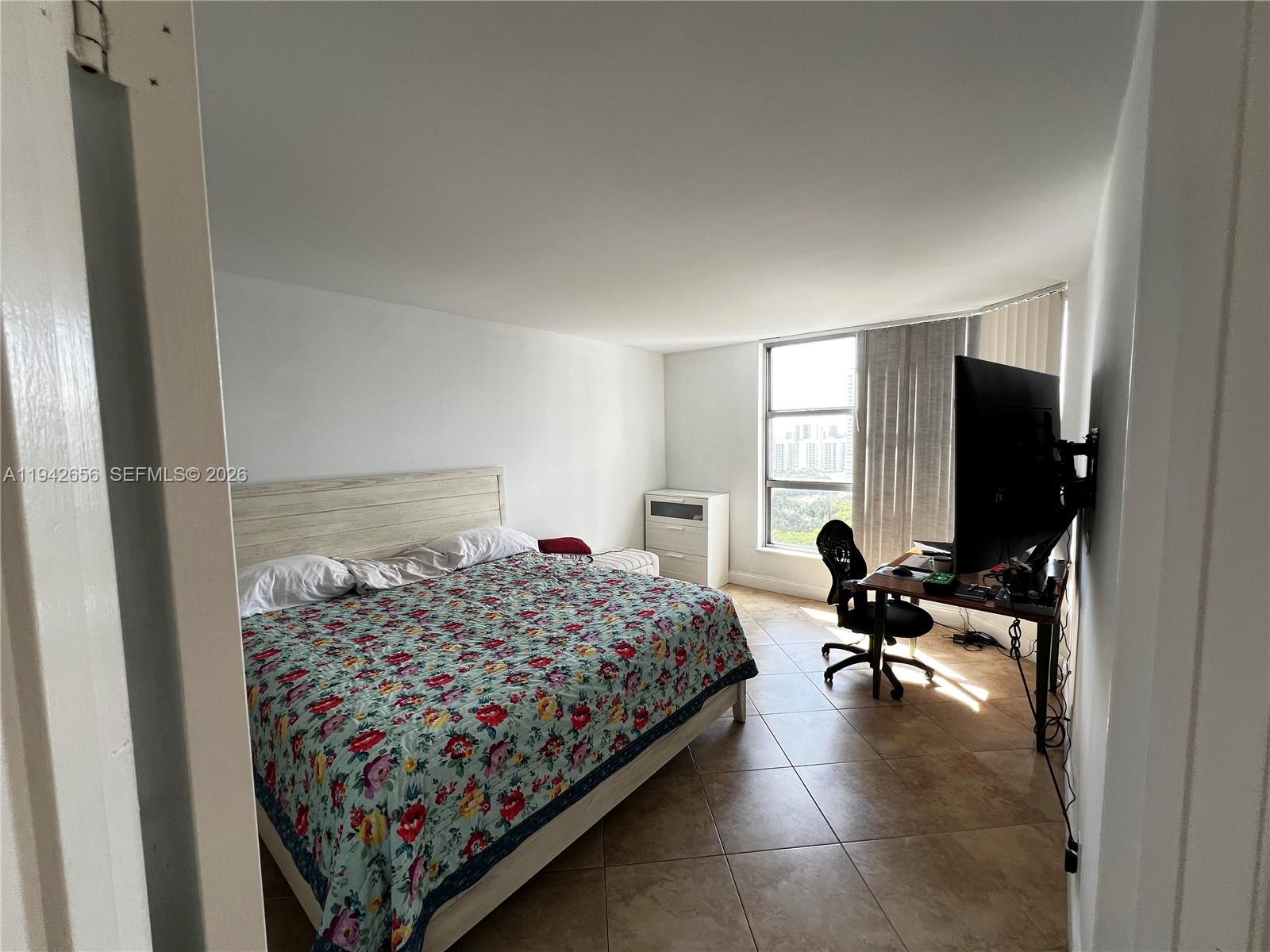 3400 NE 192nd St #2102, Aventura FL 33180