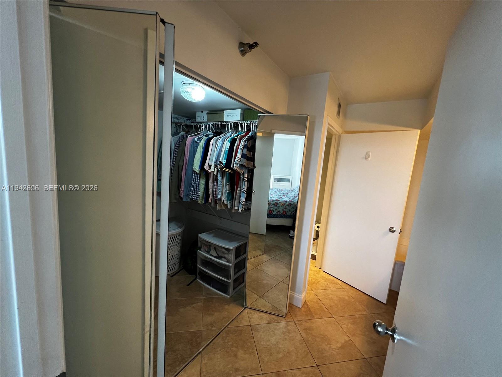 3400 NE 192nd St #2102, Aventura FL 33180