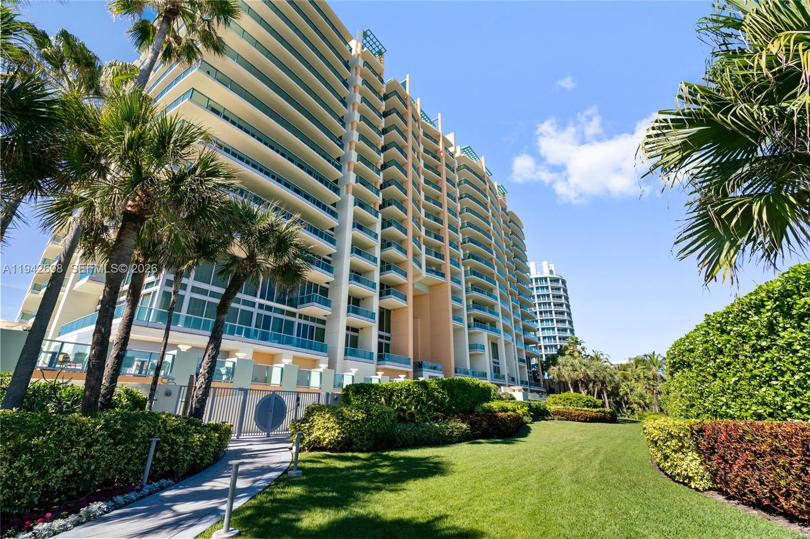 1455 Ocean Dr #1009, Miami Beach FL 33139