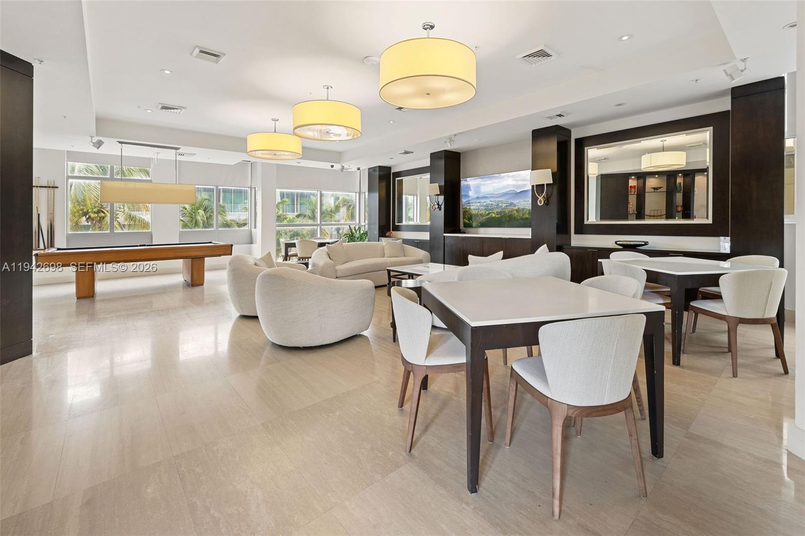 1455 Ocean Dr #1009, Miami Beach FL 33139