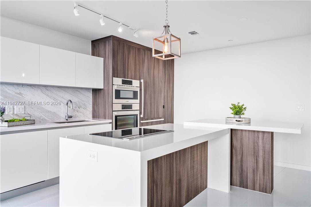 851 NE 1st Ave #2904, Miami FL 33132