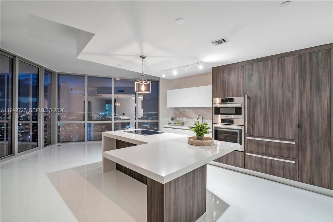 851 NE 1st Ave #2904, Miami FL 33132