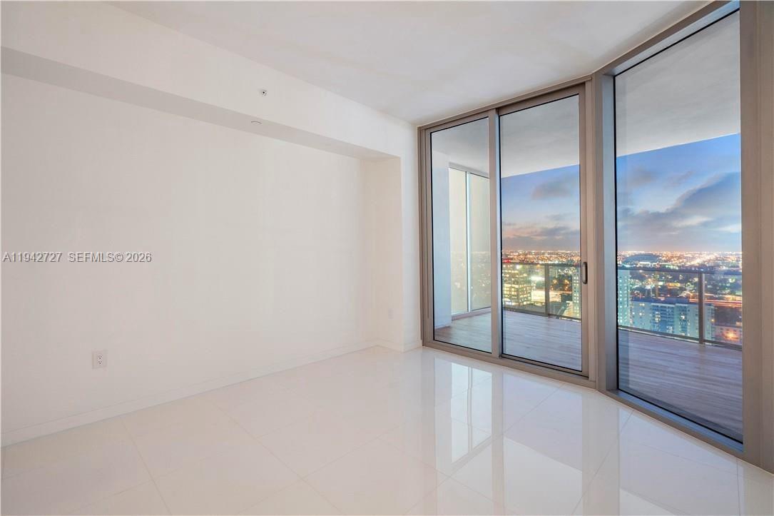 851 NE 1st Ave #2904, Miami FL 33132