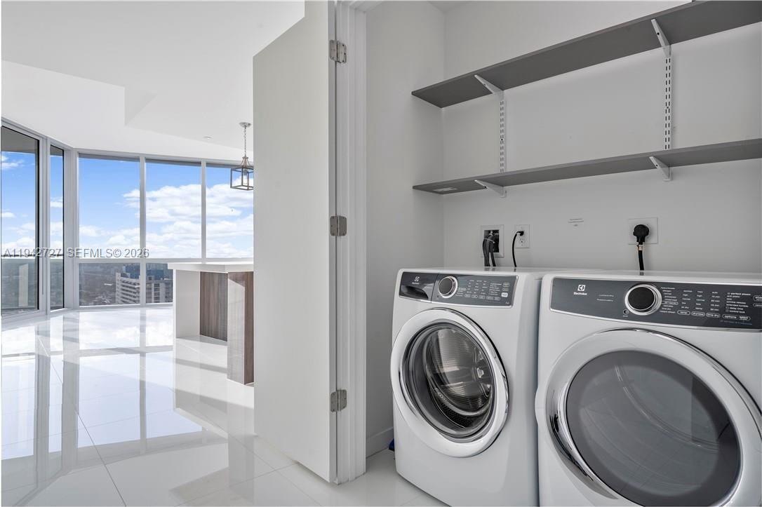 851 NE 1st Ave #2904, Miami FL 33132