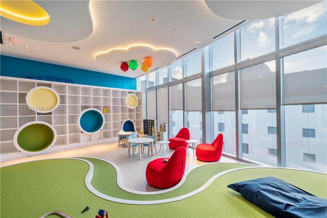 851 NE 1st Ave #2904, Miami FL 33132