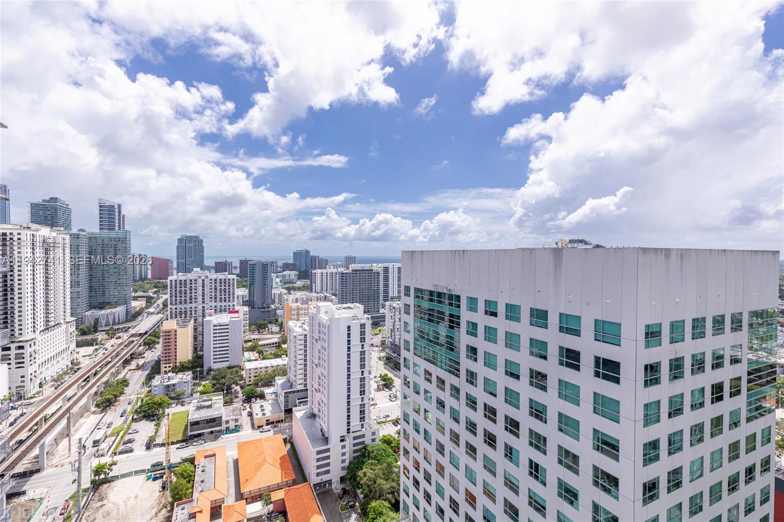 690 SW 1st Ct #PHI17, Miami FL 33130