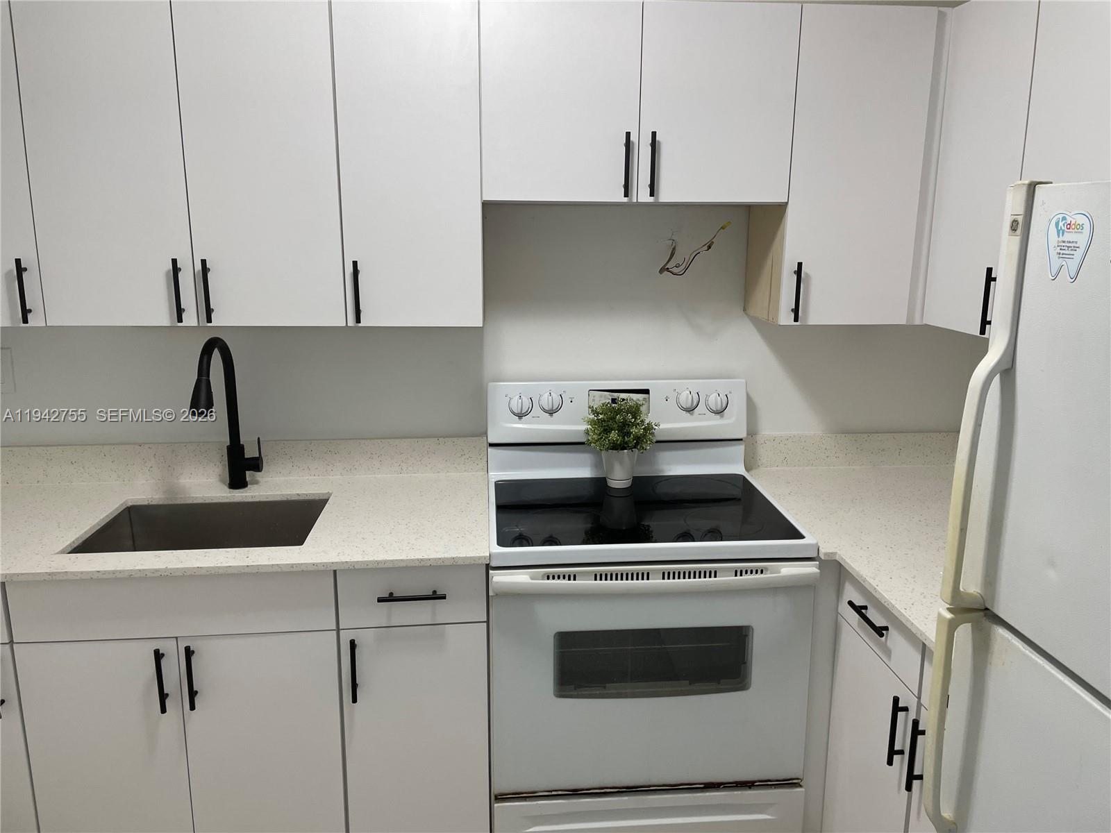142 SW 18th Ave #19, Miami FL 33135