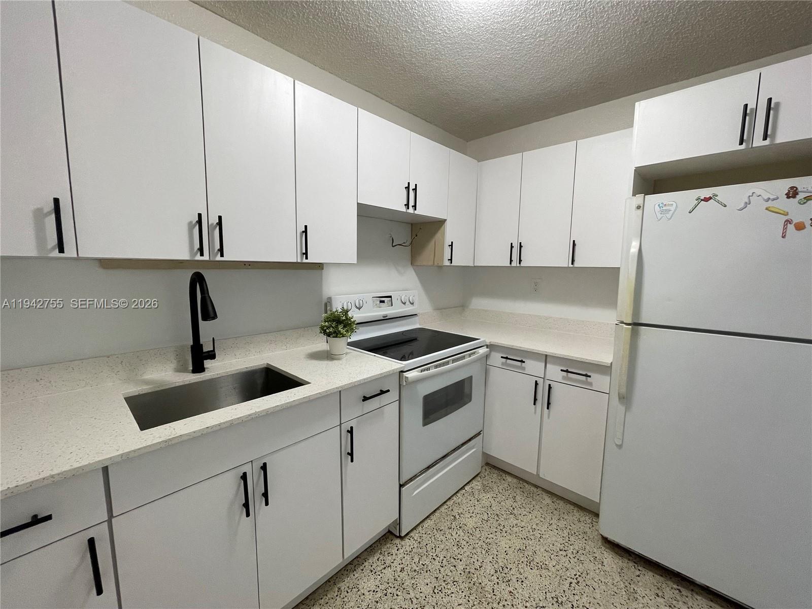 142 SW 18th Ave #19, Miami FL 33135