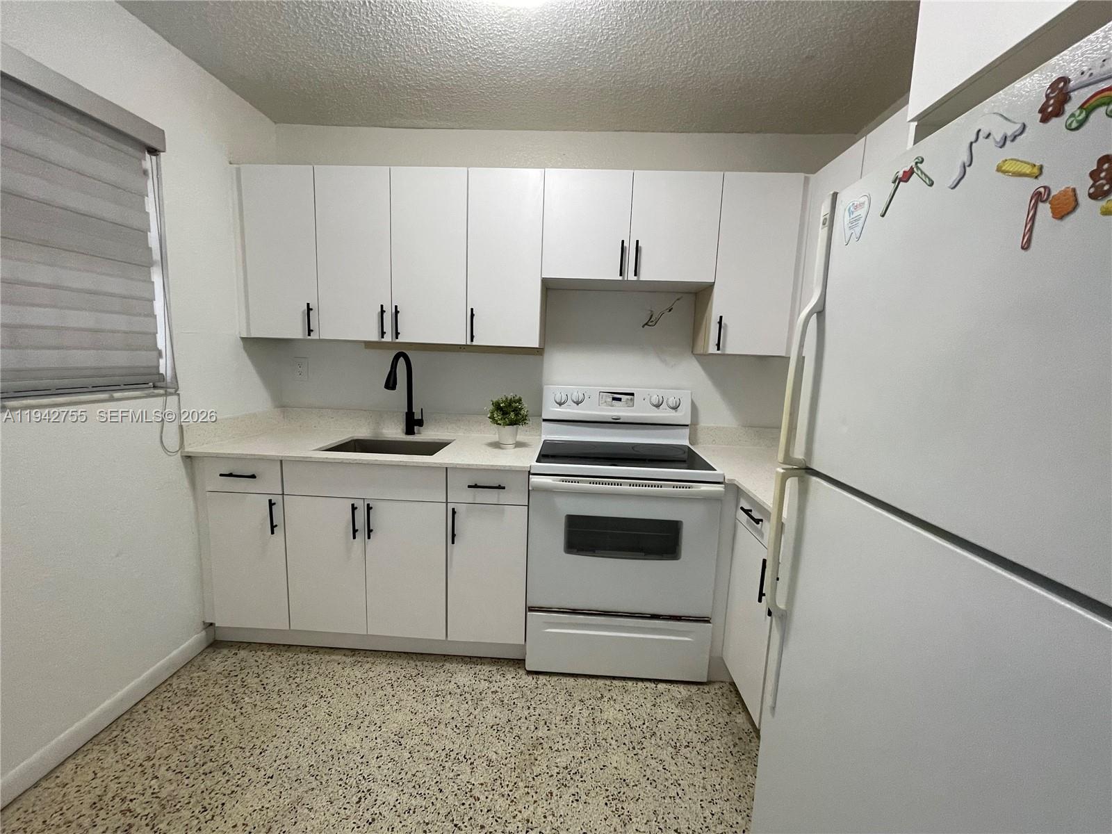 142 SW 18th Ave #19, Miami FL 33135