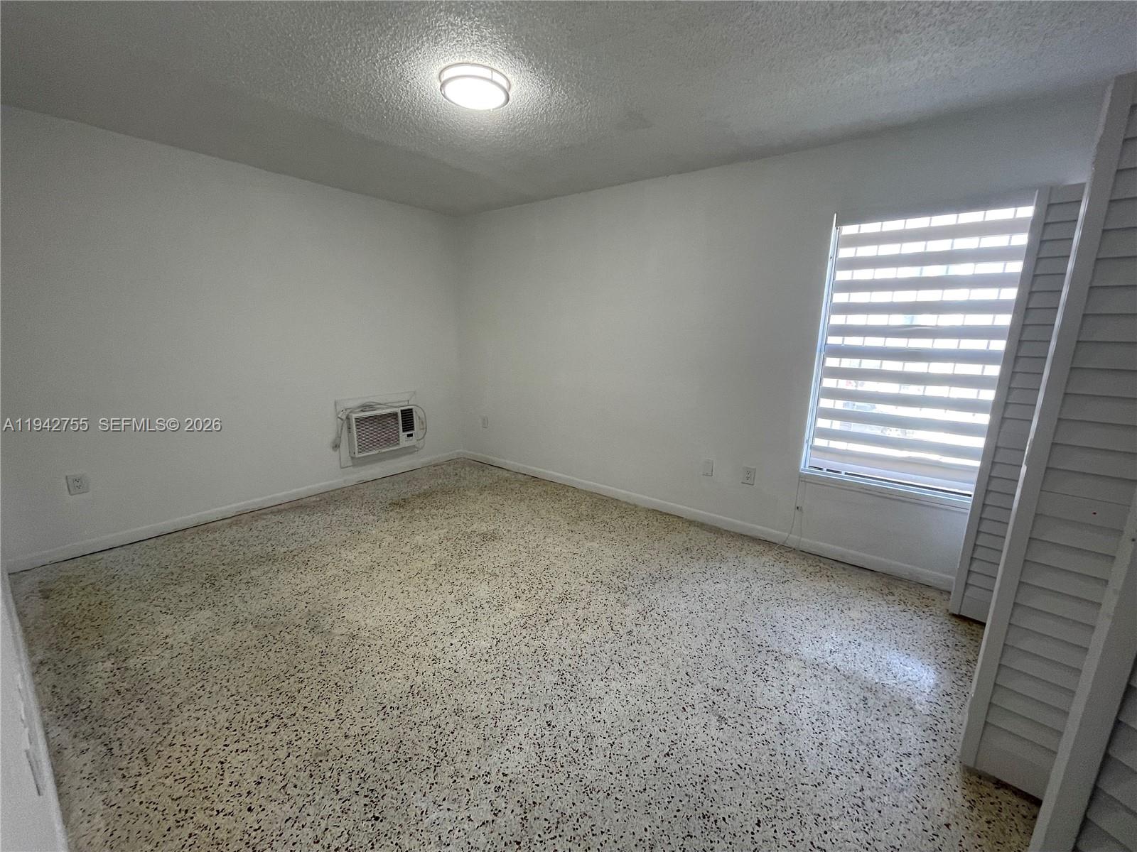 142 SW 18th Ave #19, Miami FL 33135