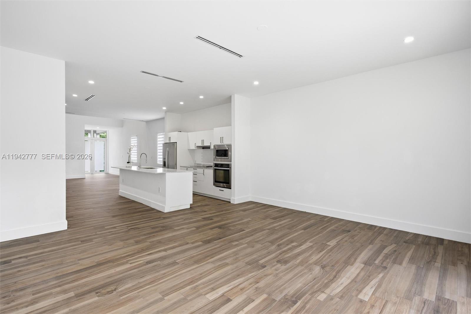 2852 SW 32nd Ct #2852, Miami FL 33133