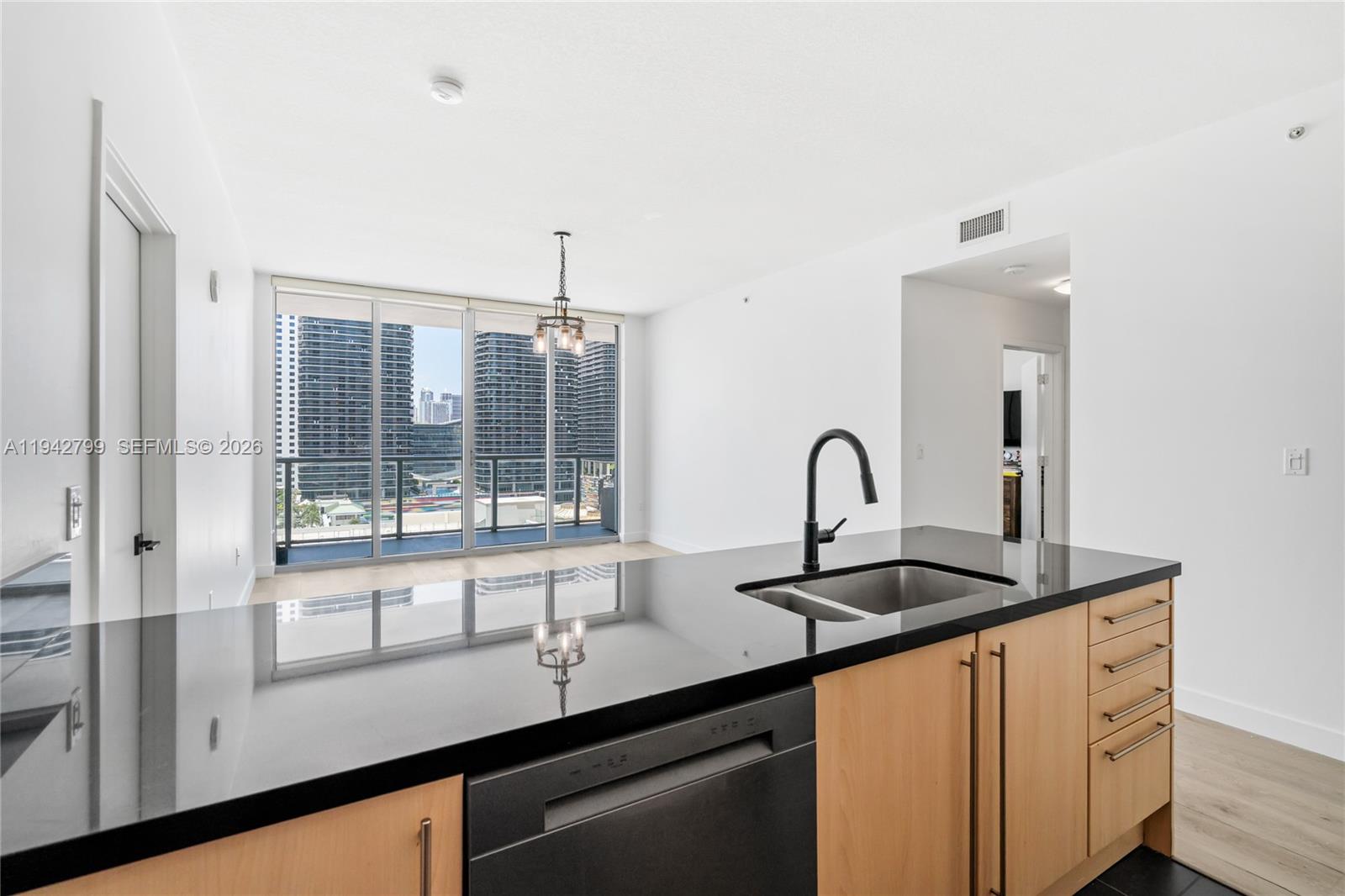 1111 SW 1st Ave #2222-N, Miami FL 33130