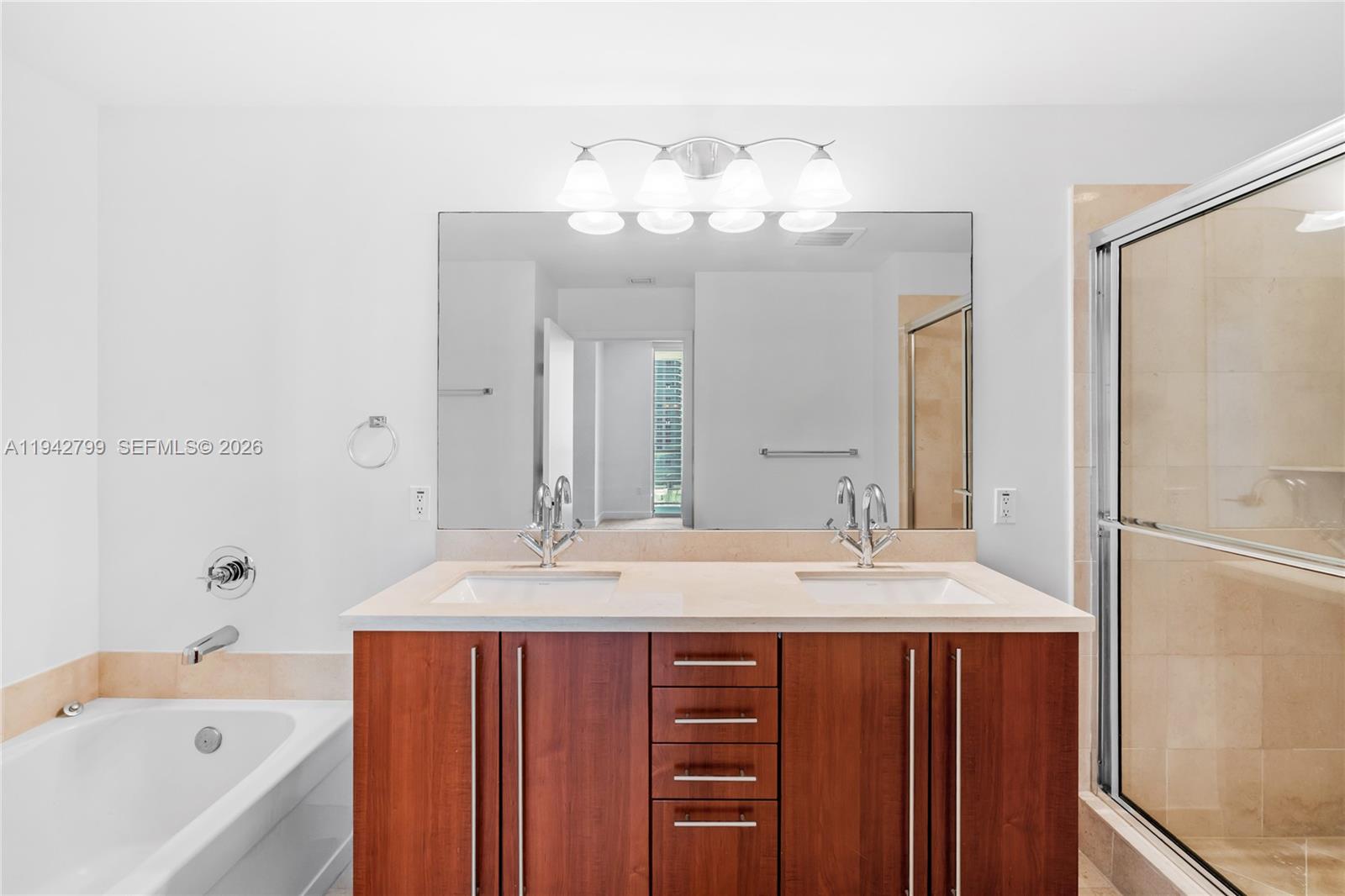 1111 SW 1st Ave #2222-N, Miami FL 33130