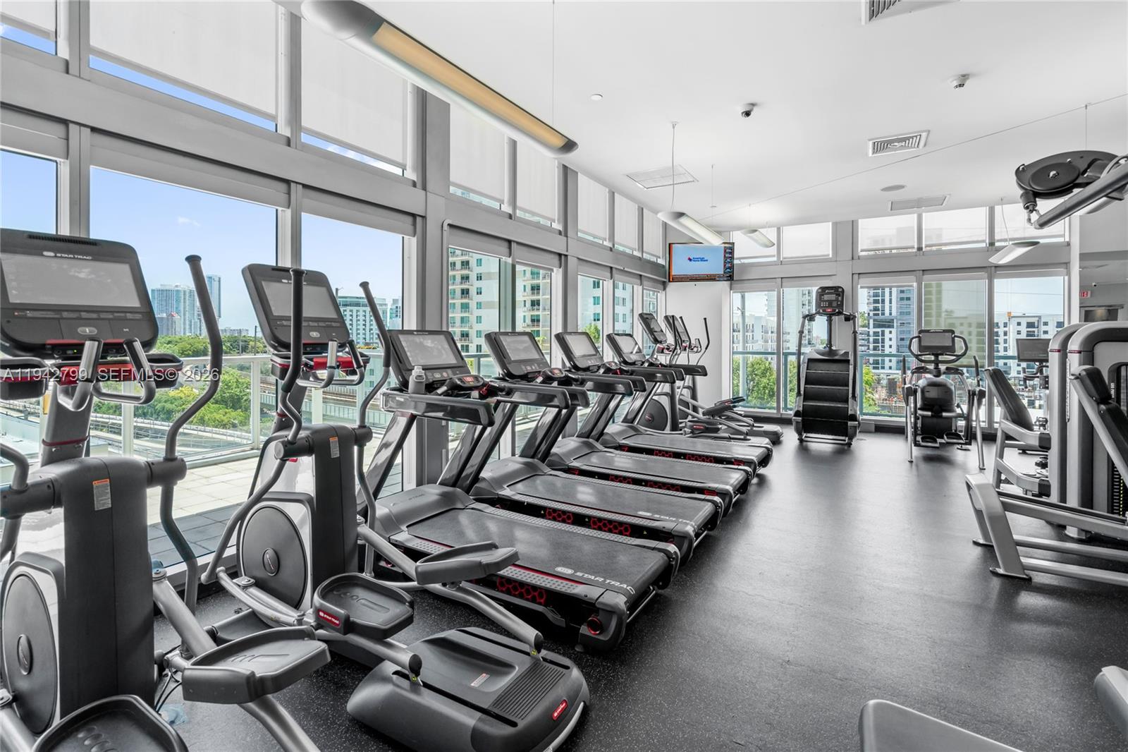 1111 SW 1st Ave #2222-N, Miami FL 33130