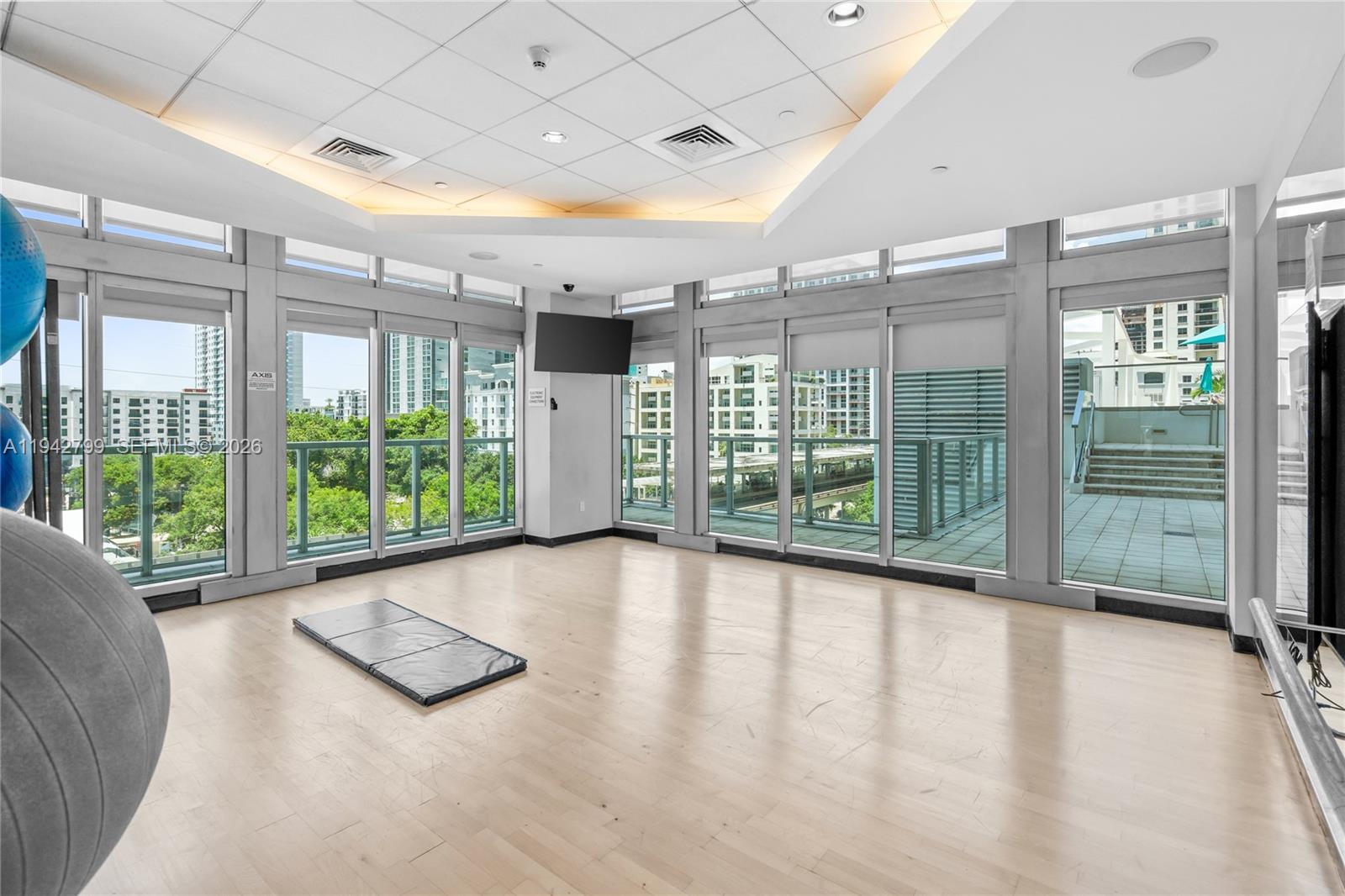 1111 SW 1st Ave #2222-N, Miami FL 33130