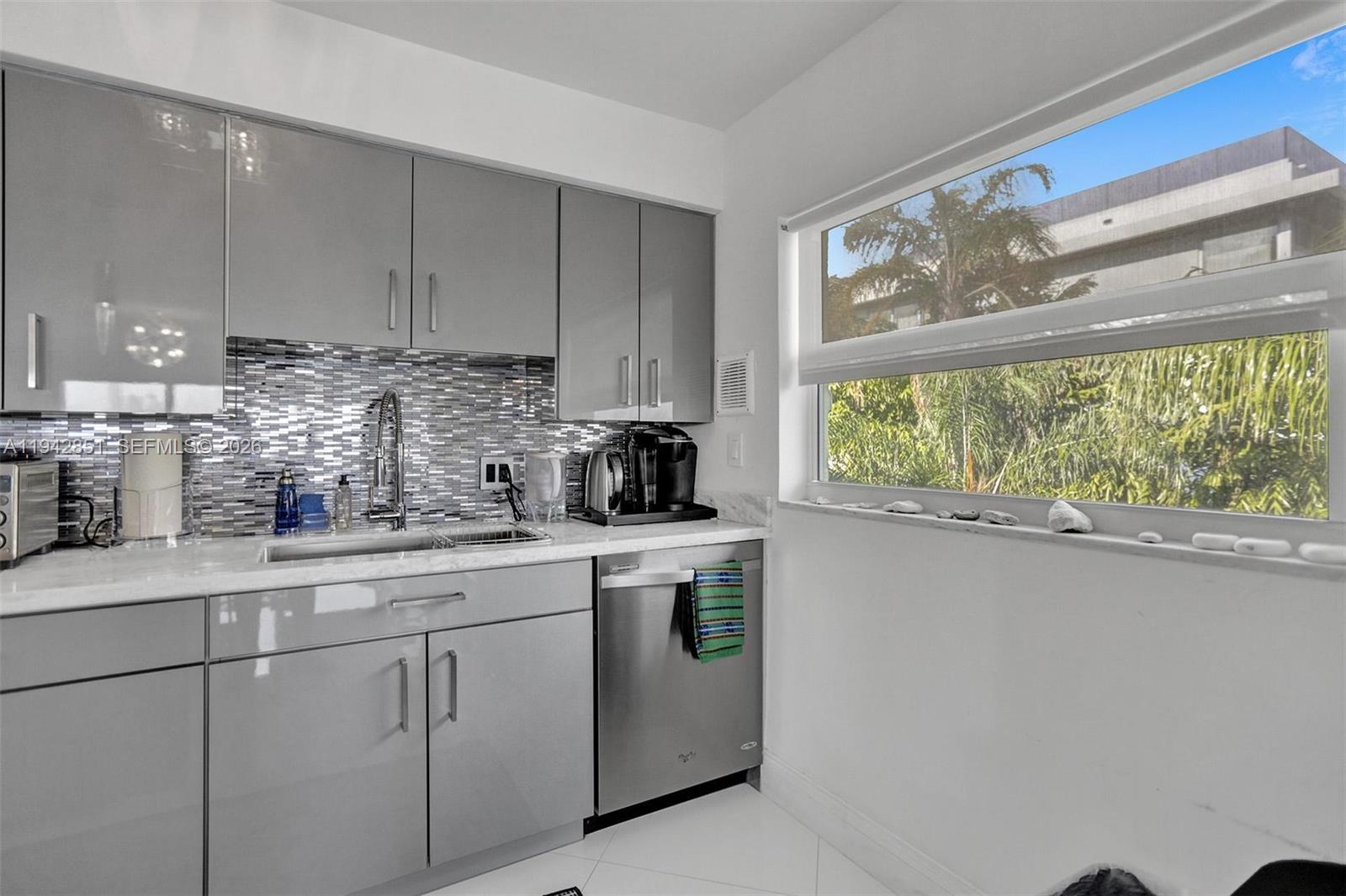 286 Bal Bay Dr #3A, Bal Harbour FL 33154