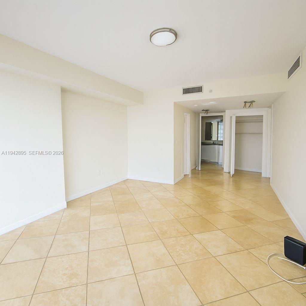 1881 79th St Cswy #1106, North Bay Village FL 33141