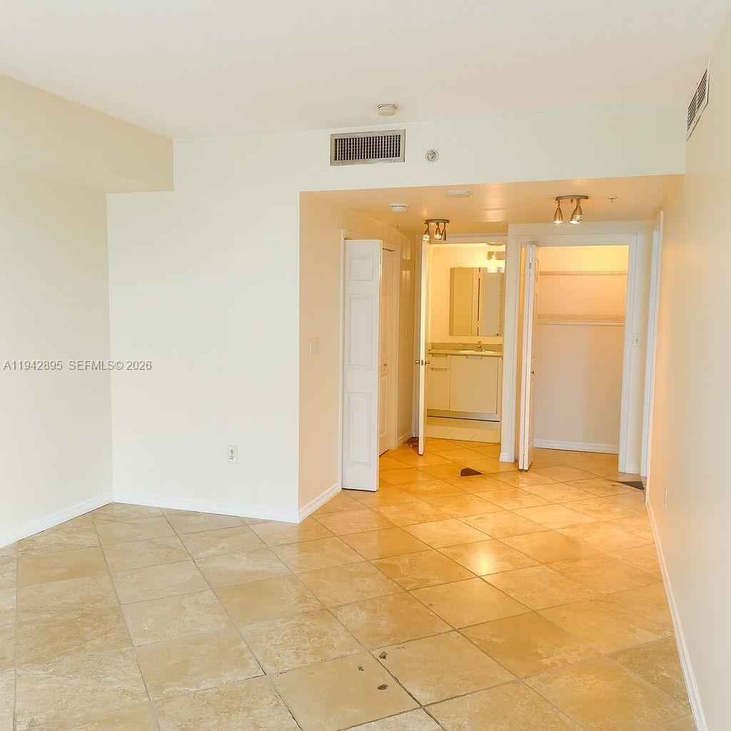 1881 79th St Cswy #1106, North Bay Village FL 33141