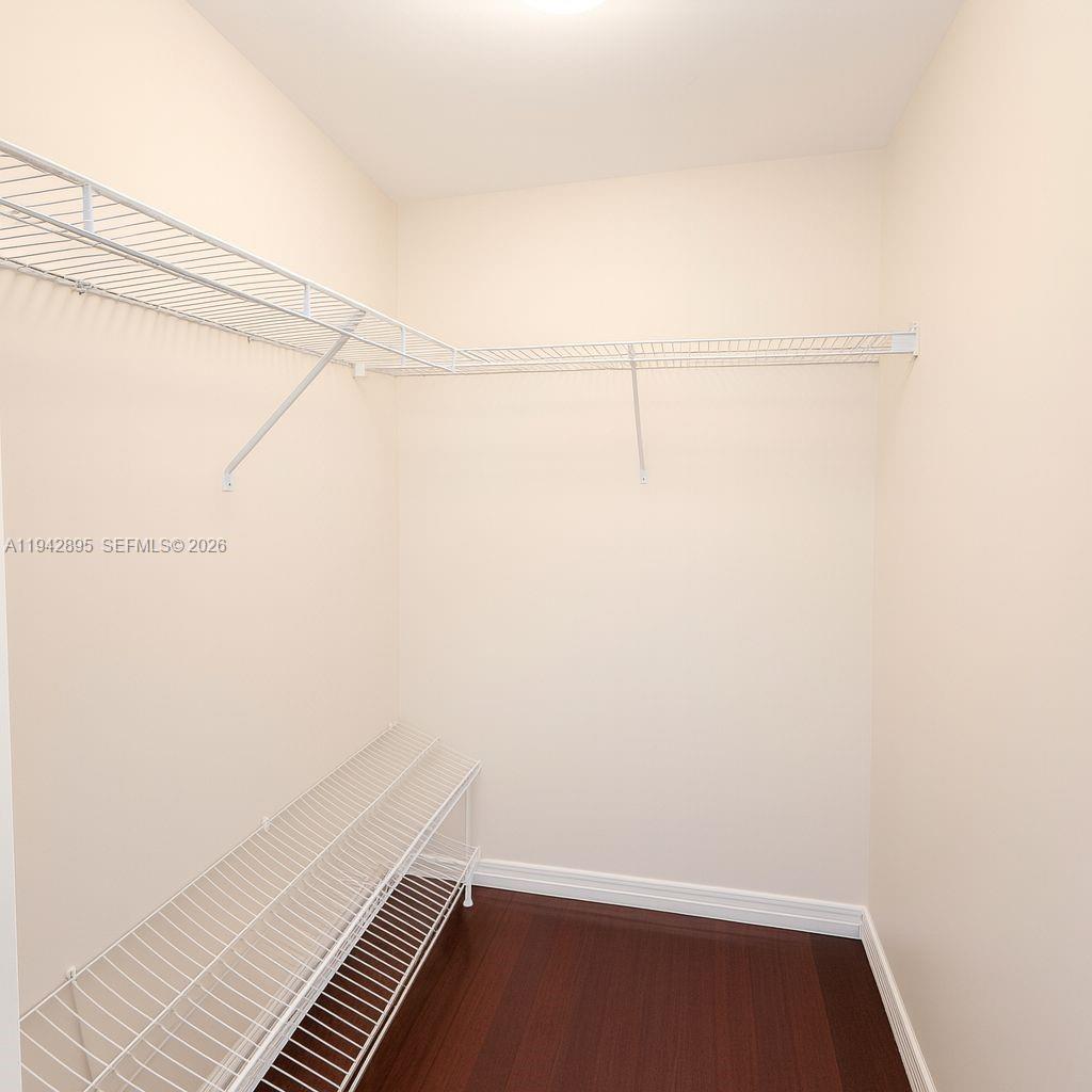 1881 79th St Cswy #1106, North Bay Village FL 33141