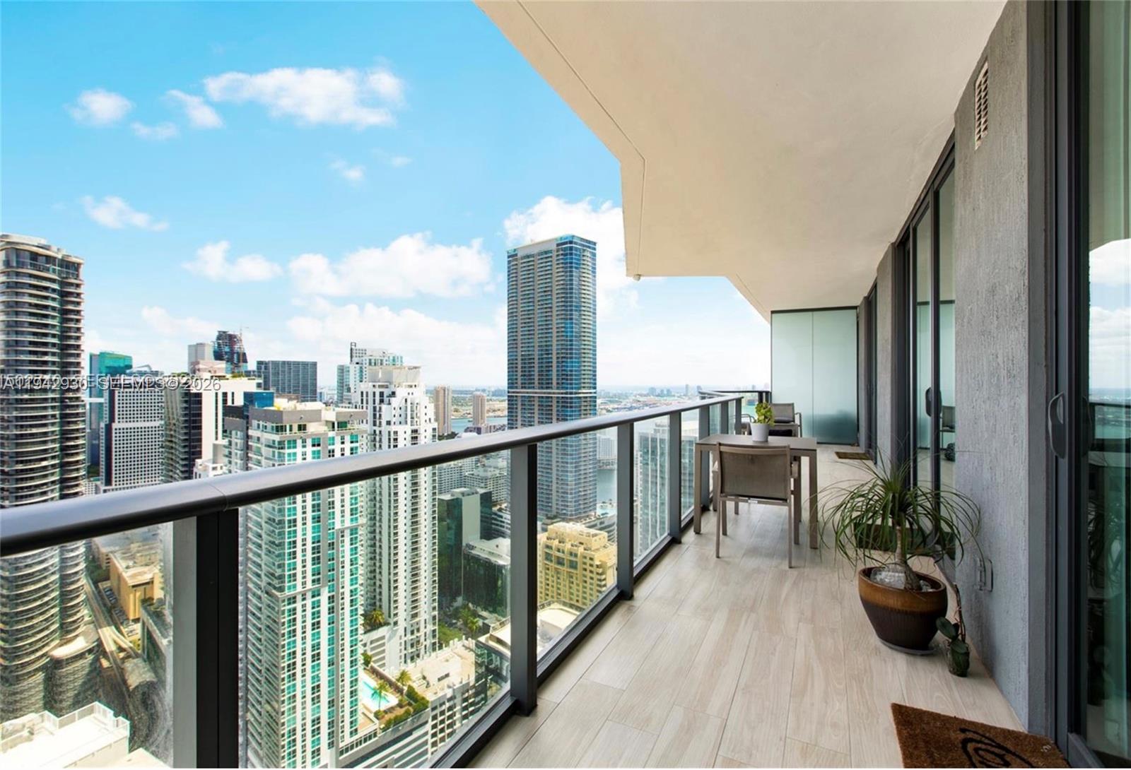 1300 S Miami Ave #4811, Miami FL 33130