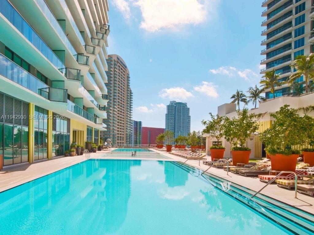 1300 S Miami Ave #4811, Miami FL 33130