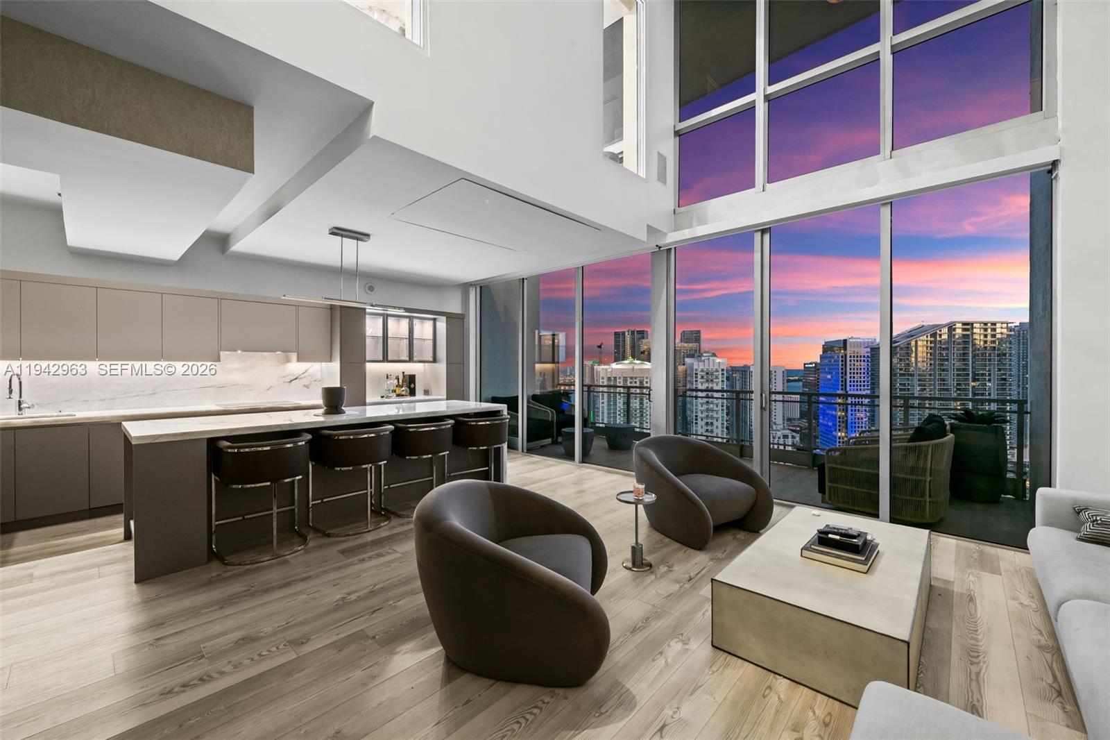 90 SW 3rd St #PH-15, Miami FL 33130