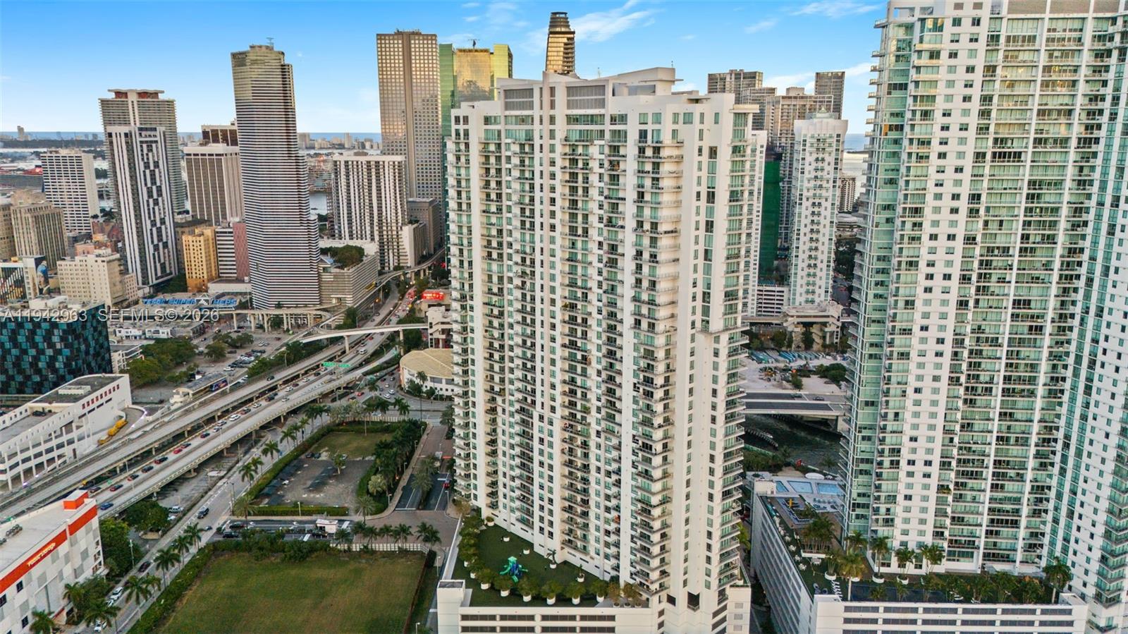90 SW 3rd St #PH-15, Miami FL 33130