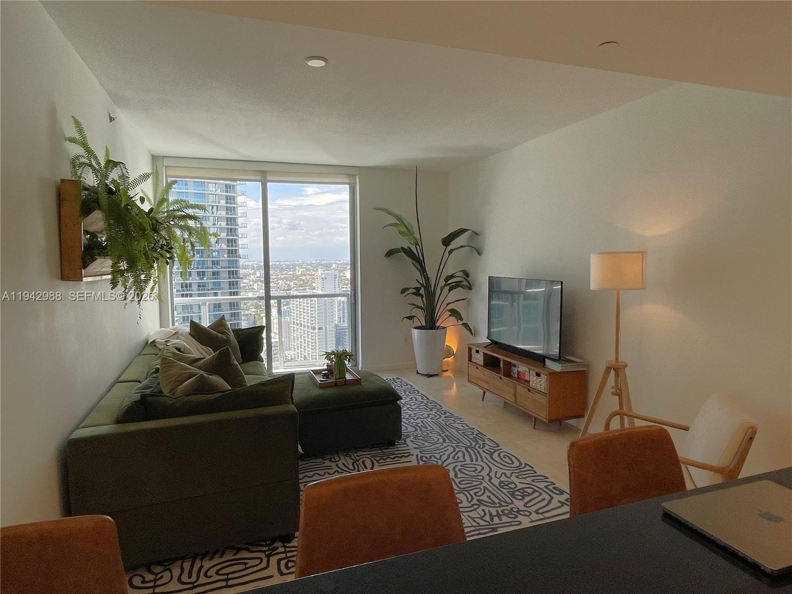 1060 Brickell Ave #3411, Miami FL 33131