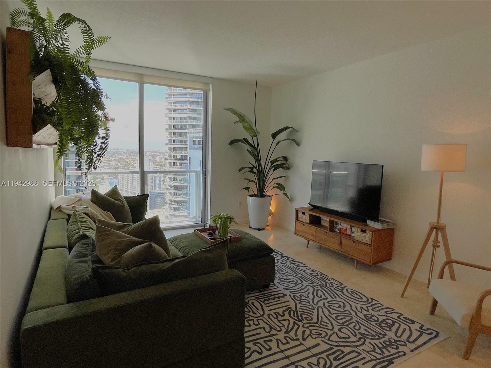 1060 Brickell Ave #3411, Miami FL 33131