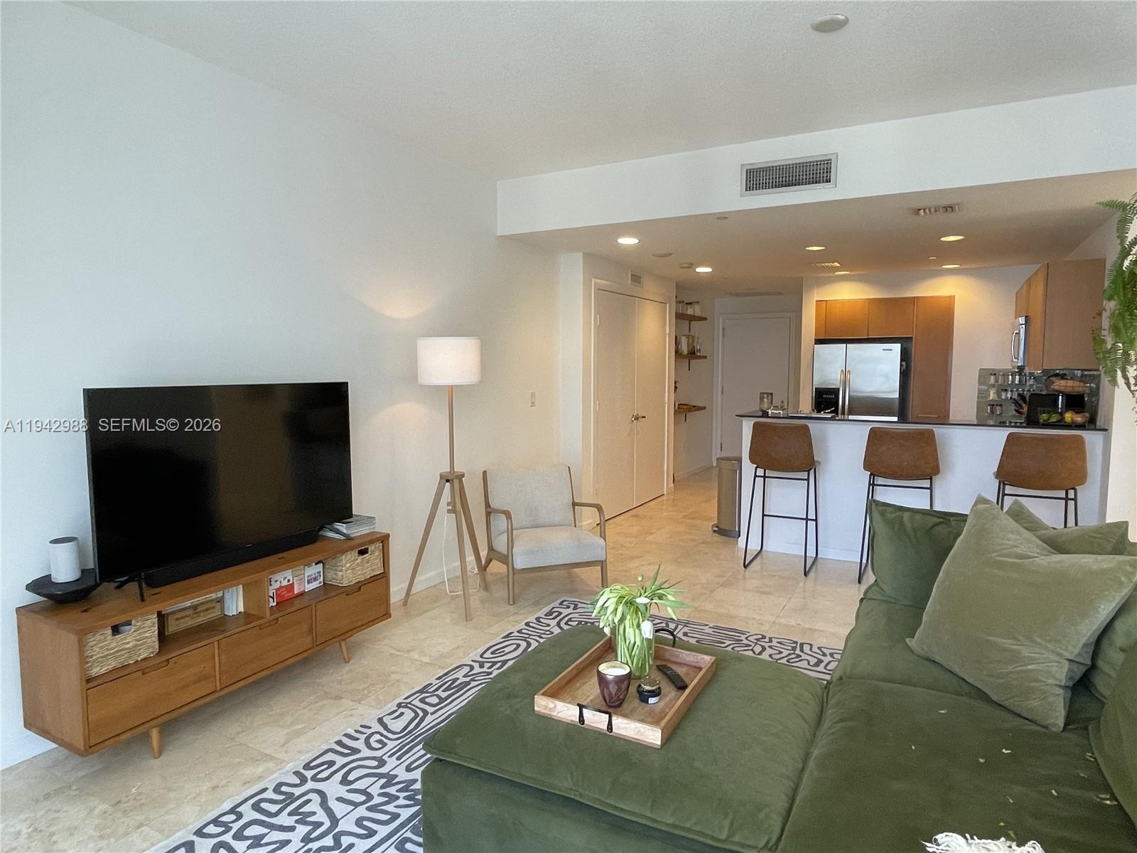 1060 Brickell Ave #3411, Miami FL 33131