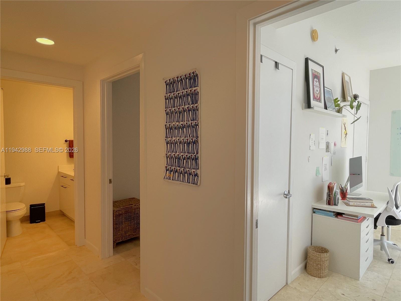 1060 Brickell Ave #3411, Miami FL 33131