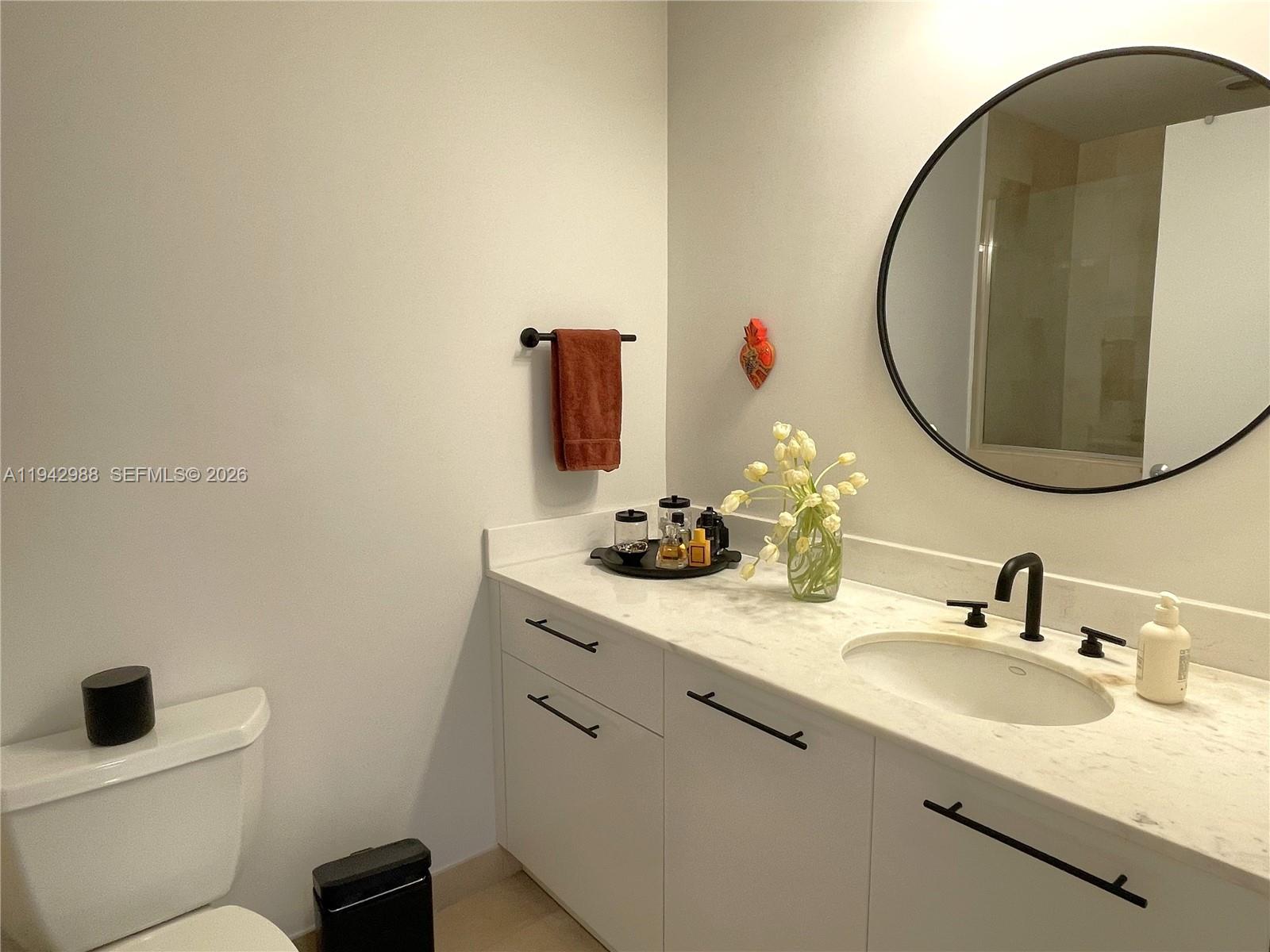 1060 Brickell Ave #3411, Miami FL 33131