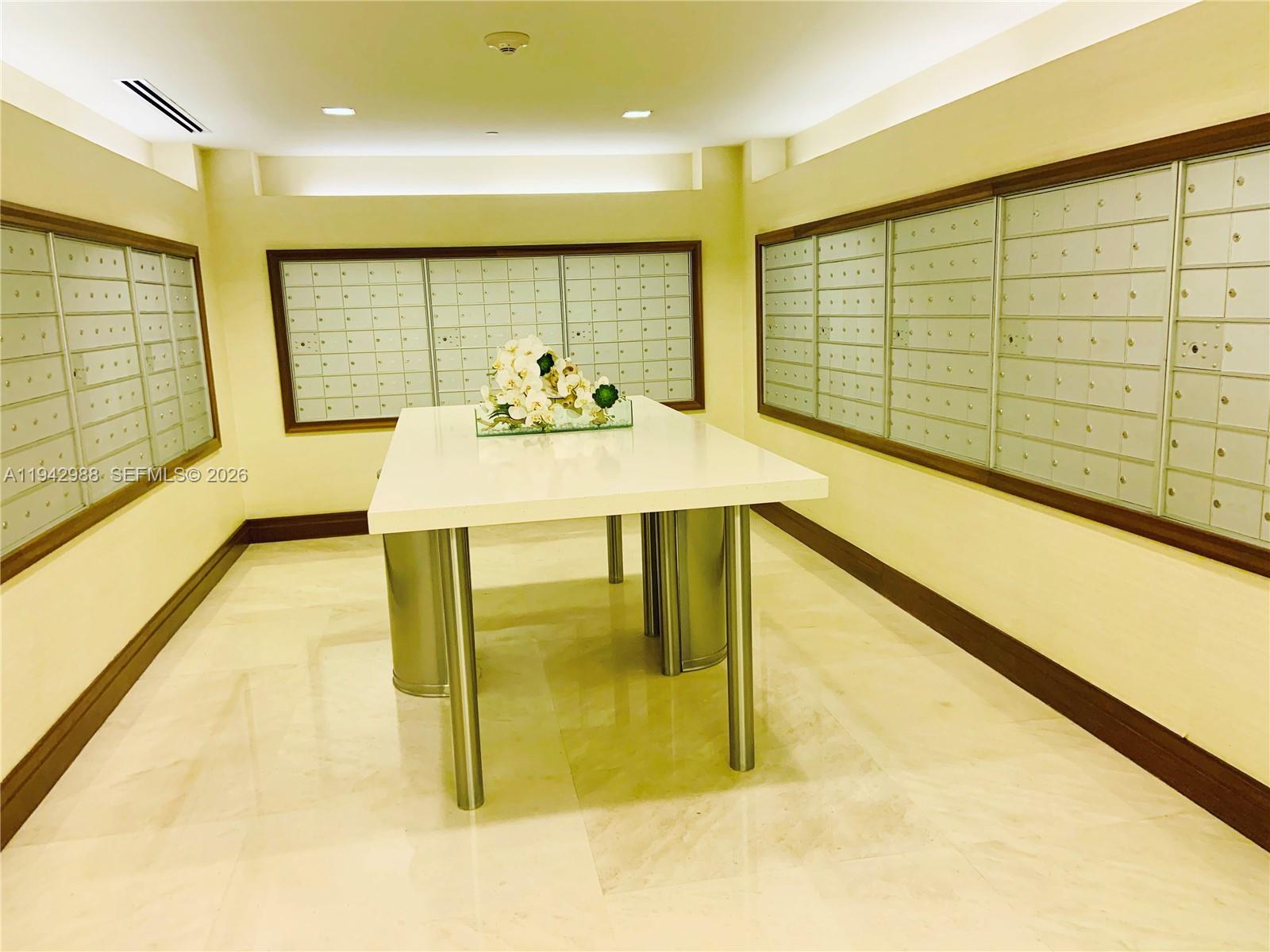 1060 Brickell Ave #3411, Miami FL 33131