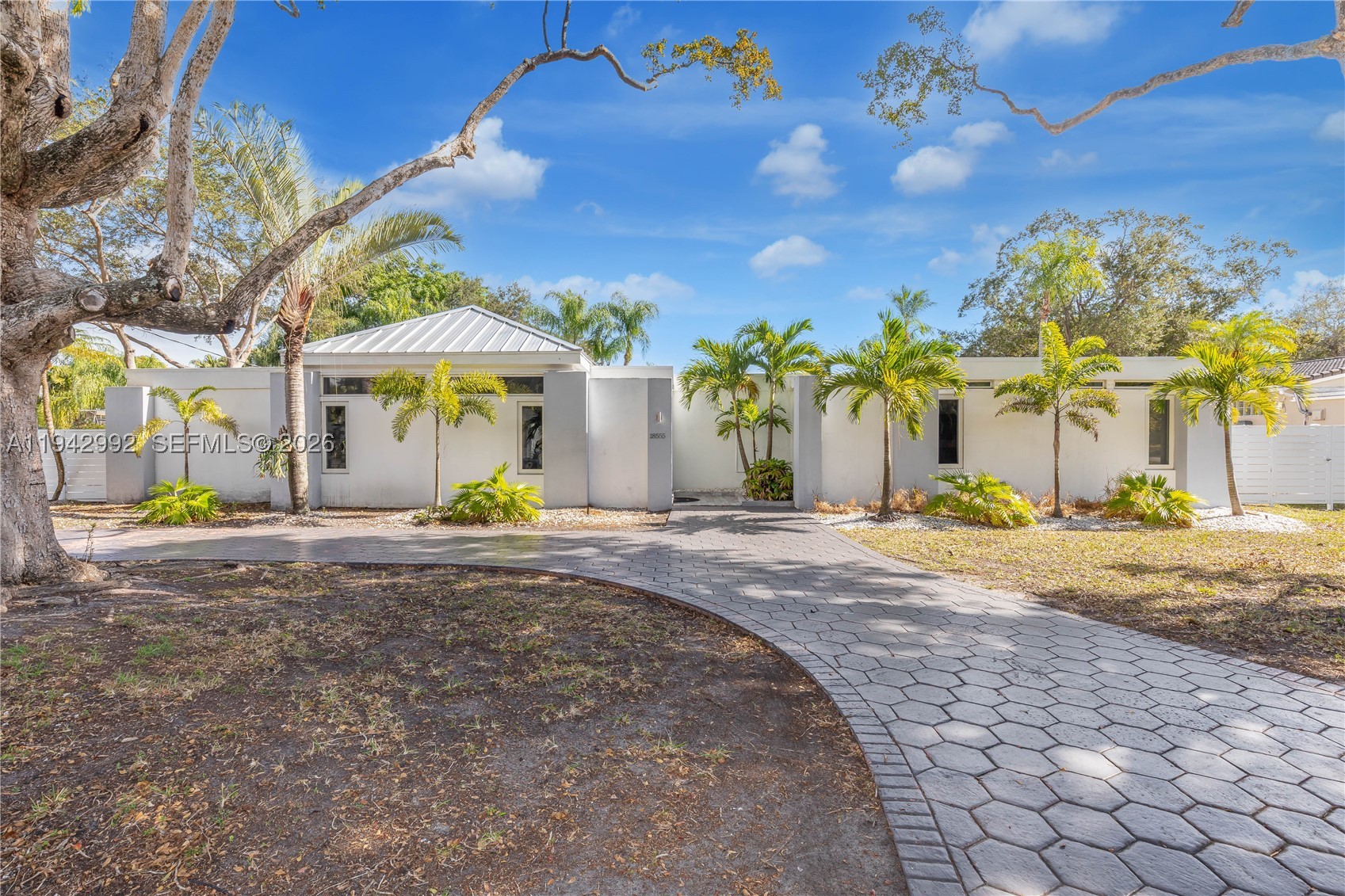 18555 SW 83rd Pl, Cutler Bay FL 33157