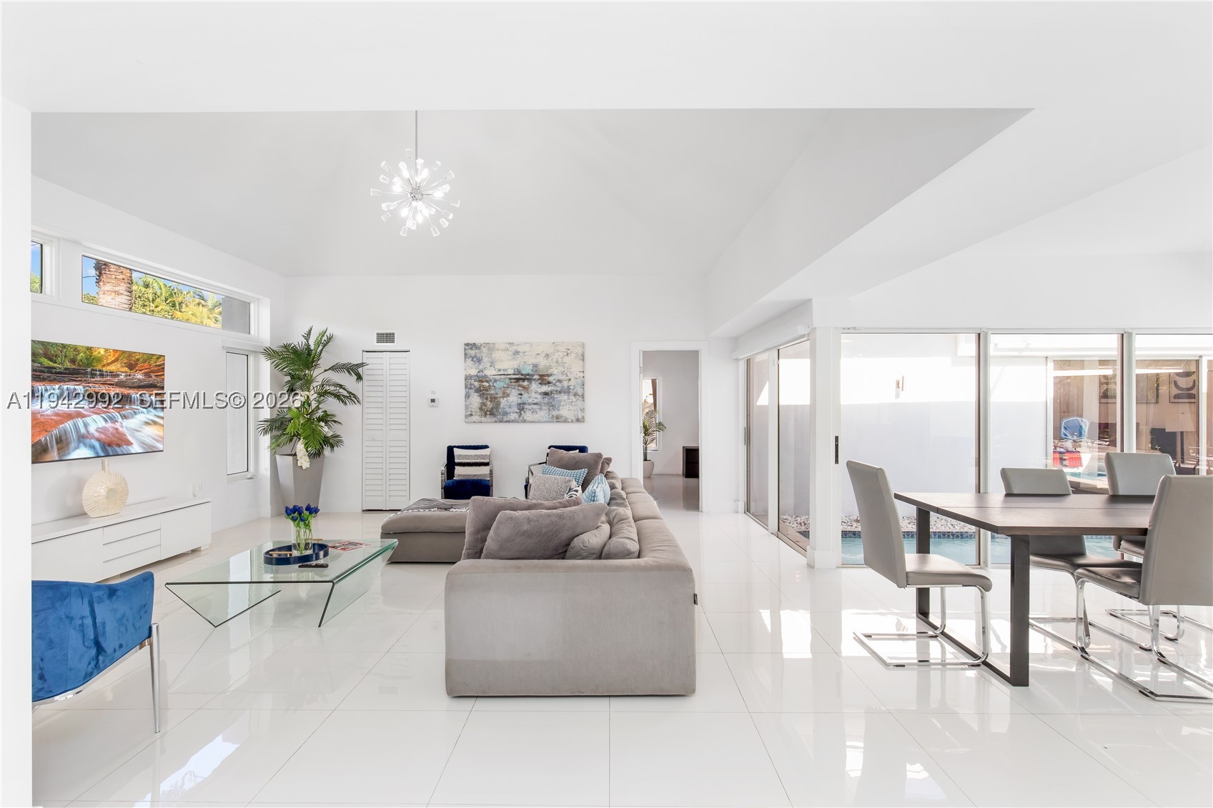 18555 SW 83rd Pl, Cutler Bay FL 33157