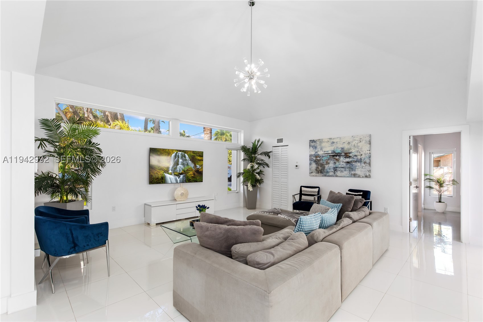 18555 SW 83rd Pl, Cutler Bay FL 33157