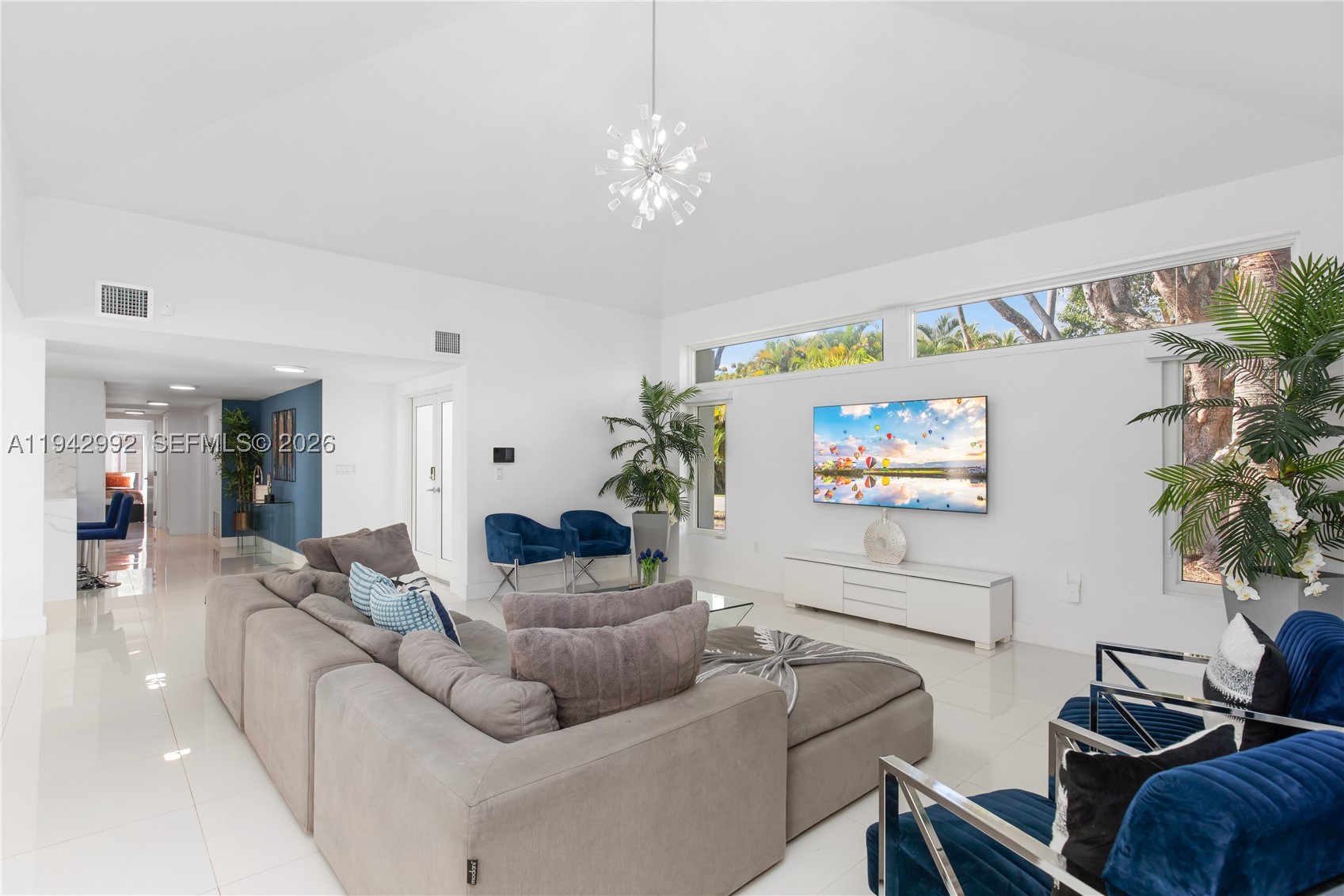 18555 SW 83rd Pl, Cutler Bay FL 33157