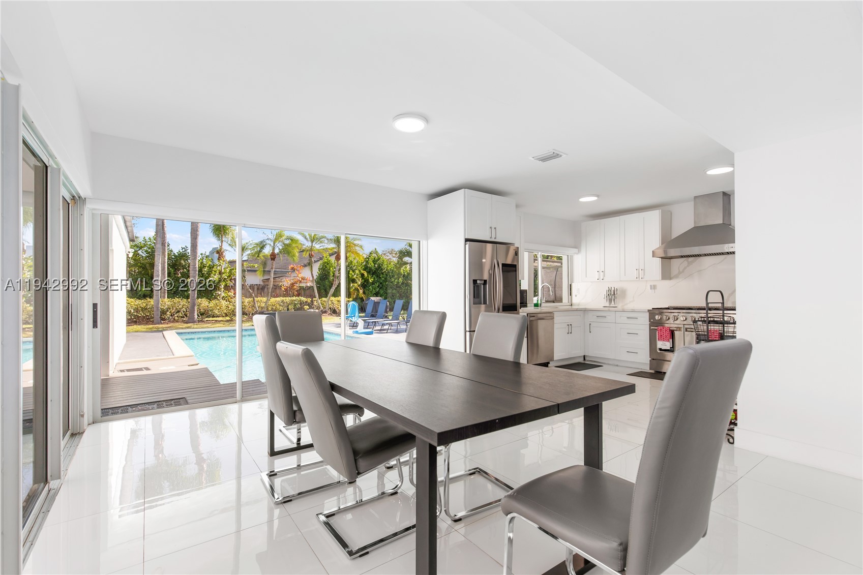 18555 SW 83rd Pl, Cutler Bay FL 33157