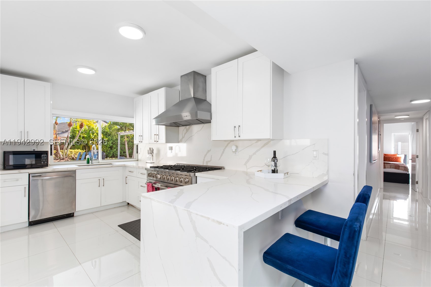 18555 SW 83rd Pl, Cutler Bay FL 33157