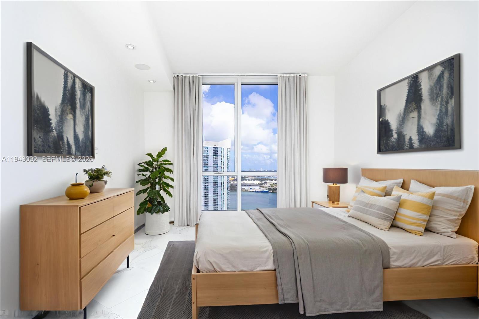 901 Brickell Key Blvd #3407, Miami FL 33131