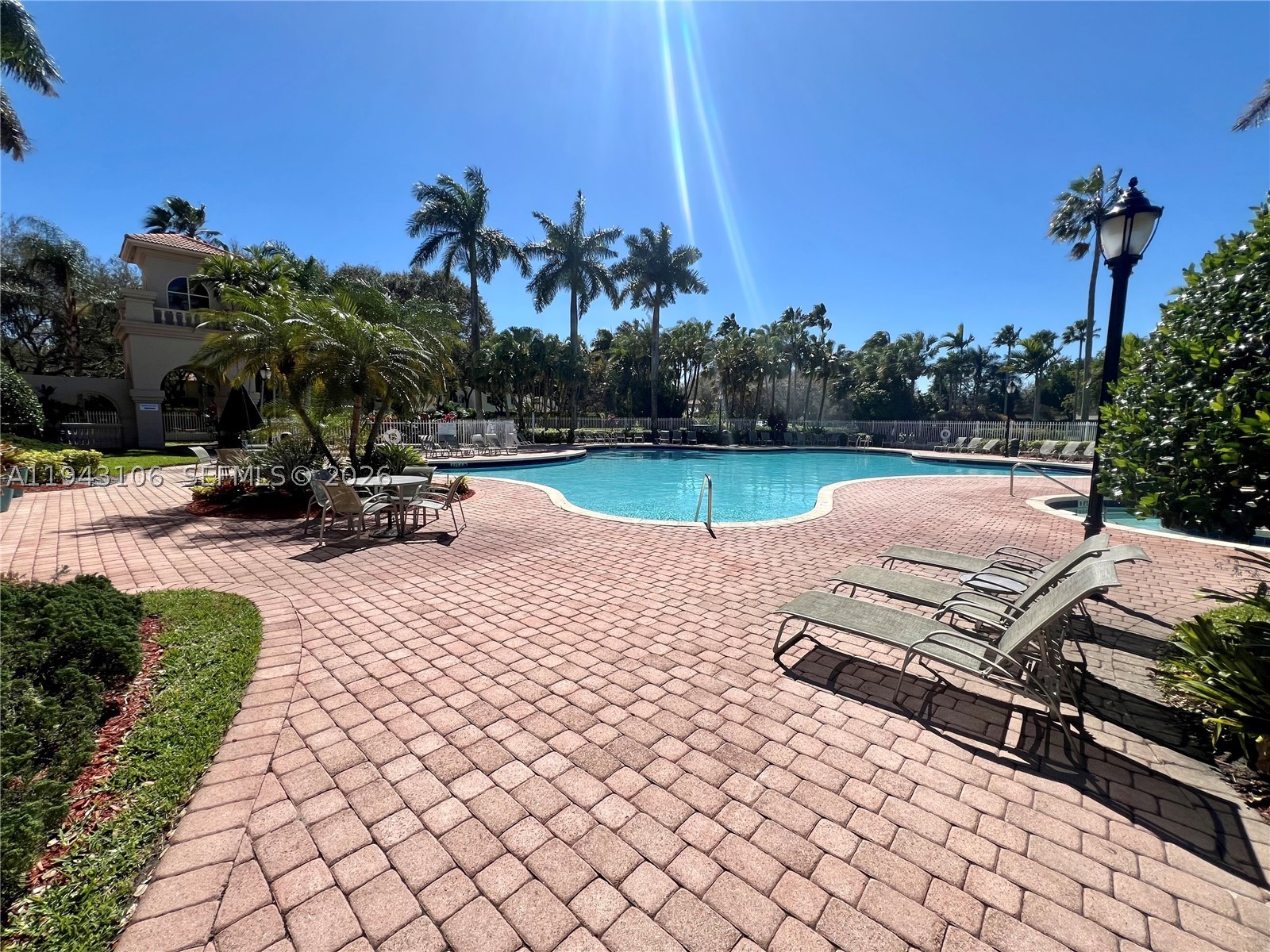 7782 NW 18th St, Pembroke Pines FL 33024