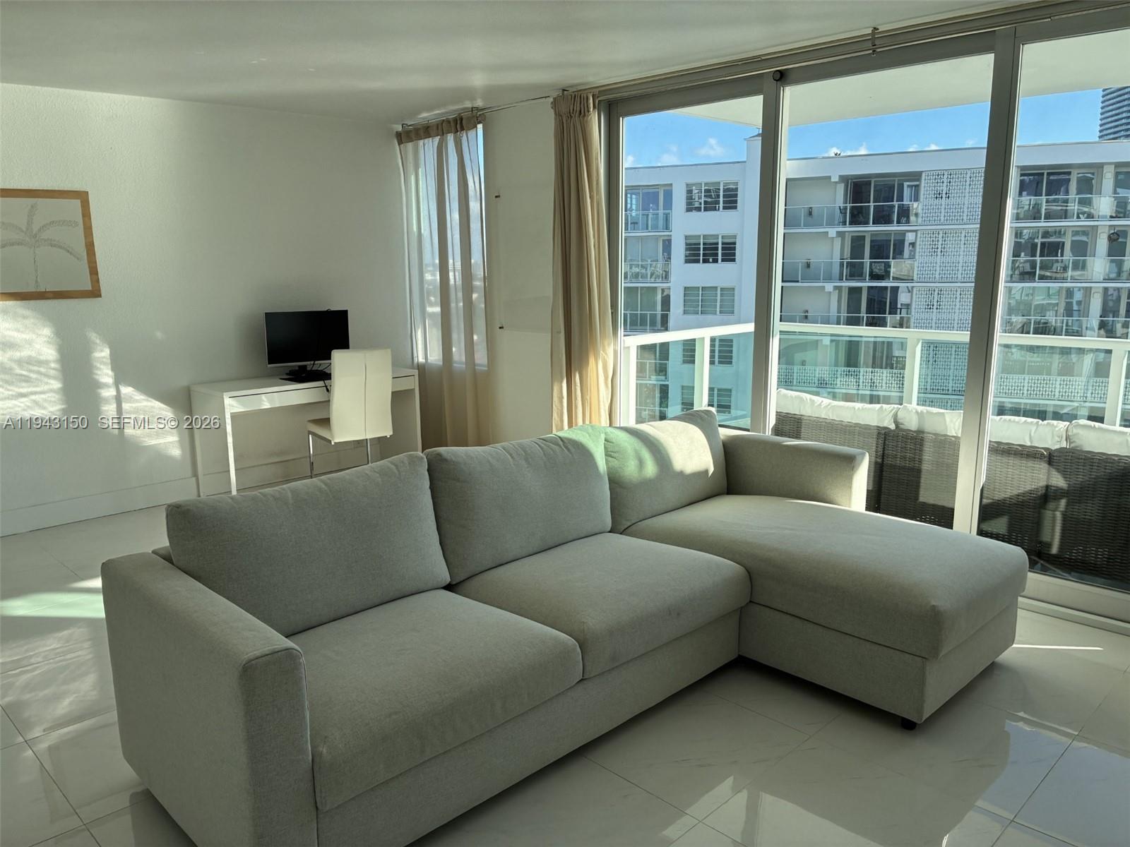 Miami Beach FL 33139 - A11943150
